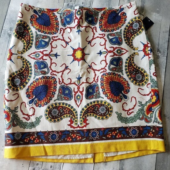 NWT - Tommy Hilfiger Paisley Print Red Blue Yellow Pencil Skirt - Size 16 - Picture 1 of 5